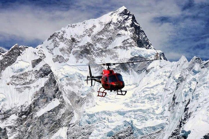 Everest heli Tour