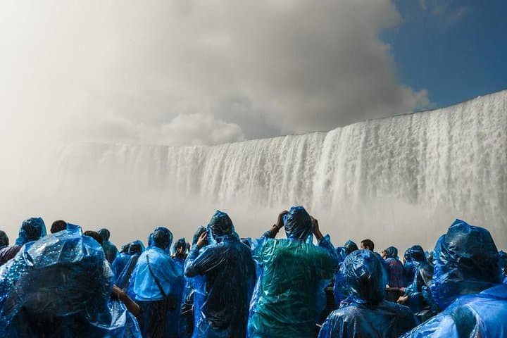 Private Niagara Falls Day Trip from Manhattan by Helicopter