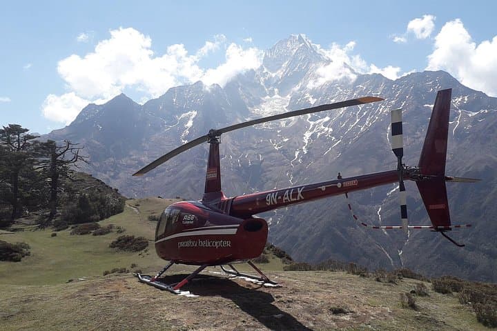 Everest Base Camp Helicopter Tour with landing from Kathmandu