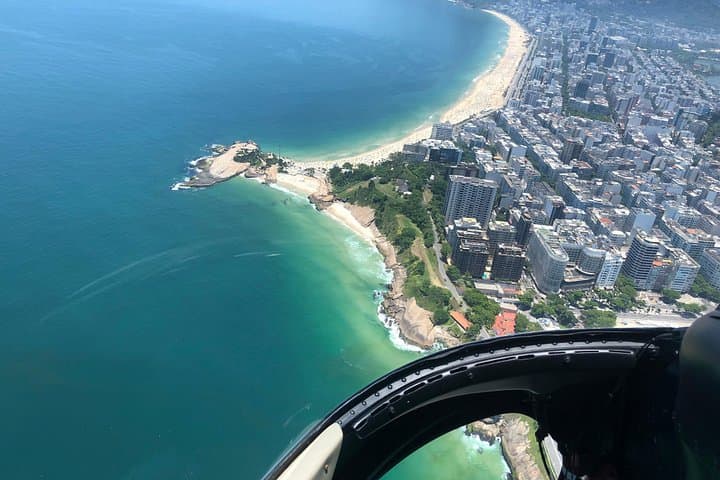 Samba Helicopter Tour: Private Flight - 4 people