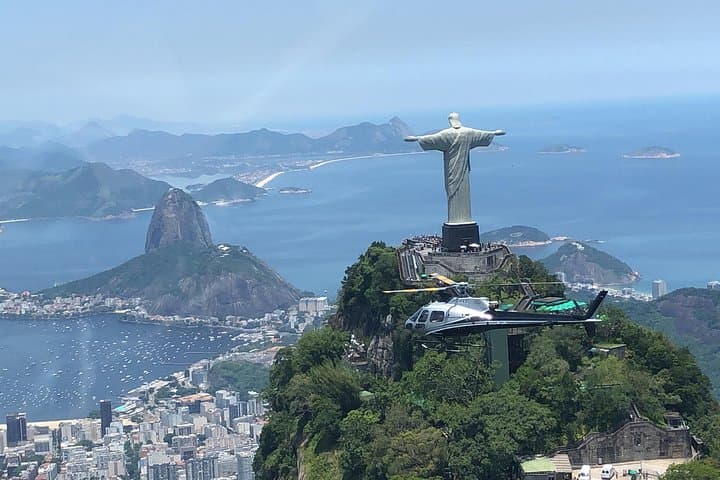 Samba Helicopter Tour: Private Flight - 4 people