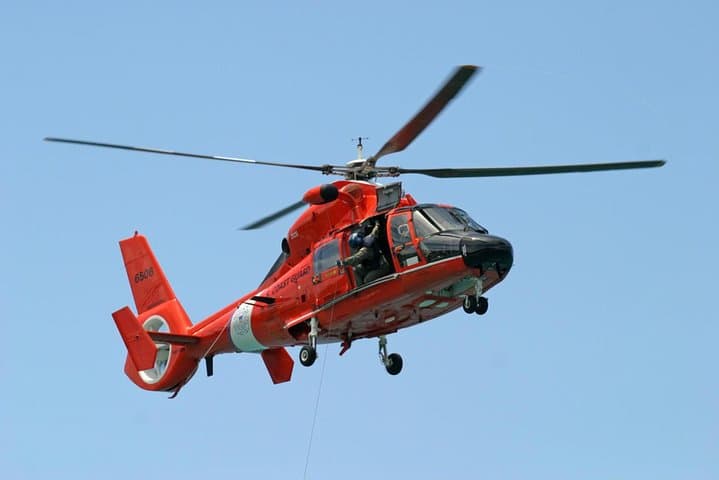3-Day Attraction Tour: Helicopter & Cape Peninsula & Wine Tasting