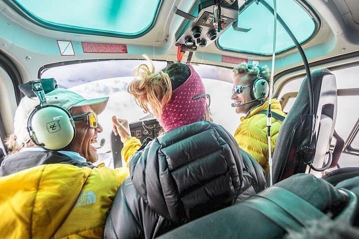 Everest Scenic Helicopter Flight With Multiple Landing