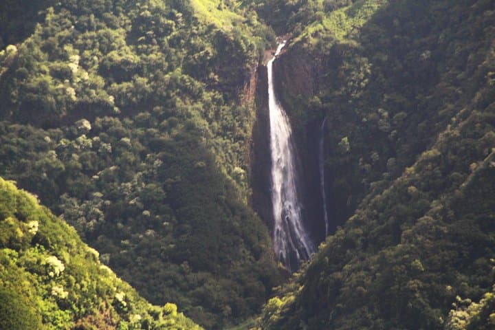 Jurassic Falls, Kauai