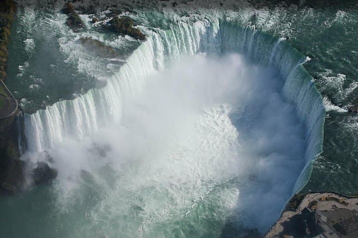 Niagara Falls Grand Helicopter Adventure