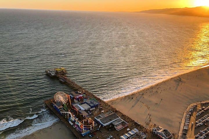 California Coast and Canyons 35-Minute Helicopter Tour