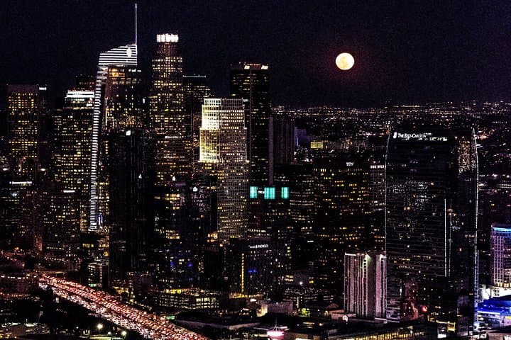 Hooray for Hollywood 35-Minute Helicopter Tour