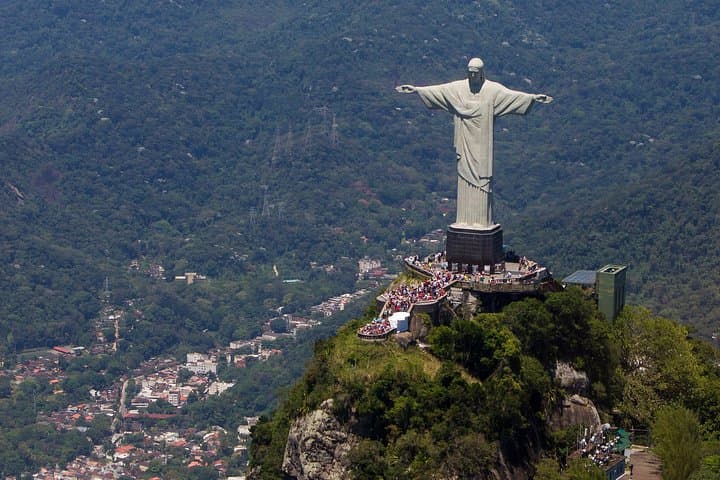 Helicopter Flight over Rio de Janeiro from 7 to 16 minutes