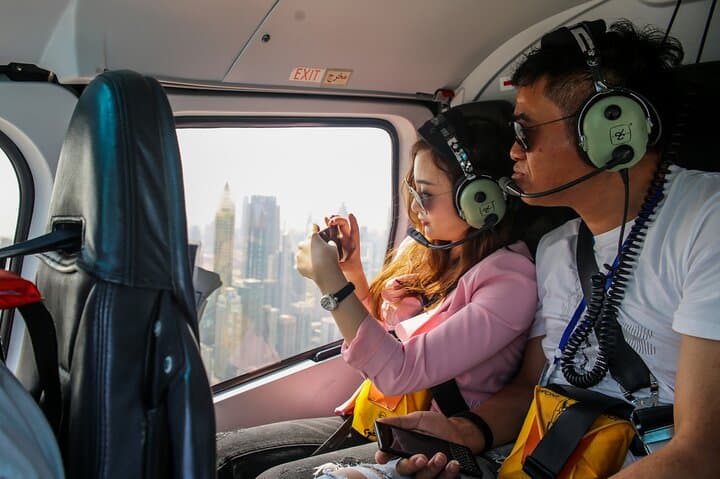 Dubai Helicopter Experience with Sightseeing Options