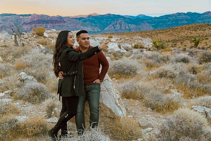 Sunset Red Rock Canyon Helicopter Tour and Champagne Toast