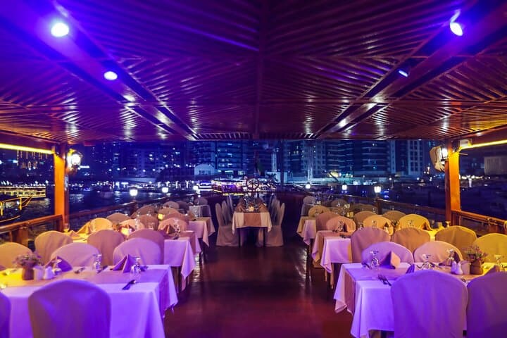 Atlantis Helicopter Tour & Dubai Marina Dhow Cruise Dinner Combo
