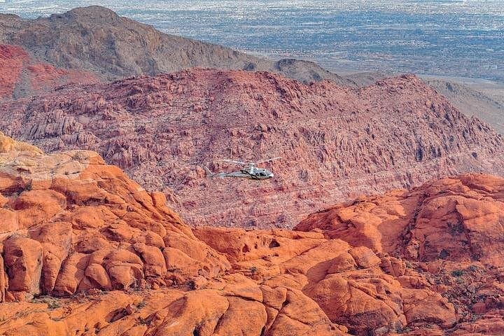 Las Vegas Red Rock Canyon helicopter flight