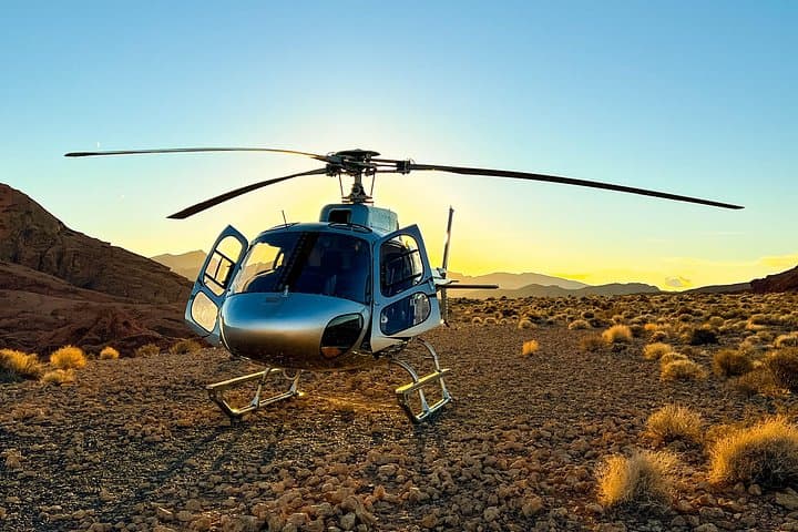 Exclusive champagne Valley of Fire floor landing
