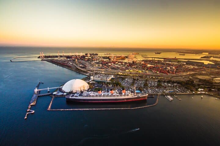 Ultimate Tour of Los Angeles by Helicopter
