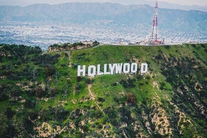 Ultimate Tour of Los Angeles by Helicopter
