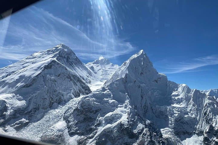 Everest Base Camp Landing by Helicopter at kalapathar View Point