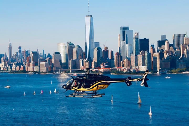 Manhattan Helicopter Sightseeing Tour