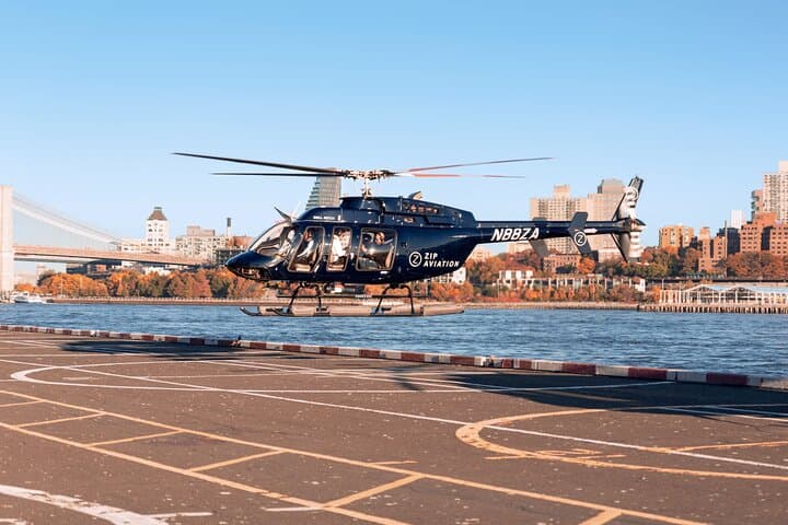 Manhattan Helicopter Sightseeing Tour