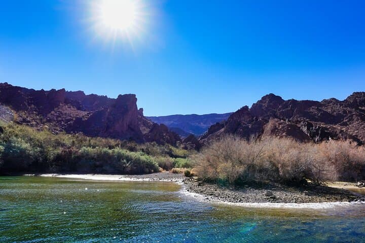Grand Celebration Helicopter Tour with Black Canyon Rafting