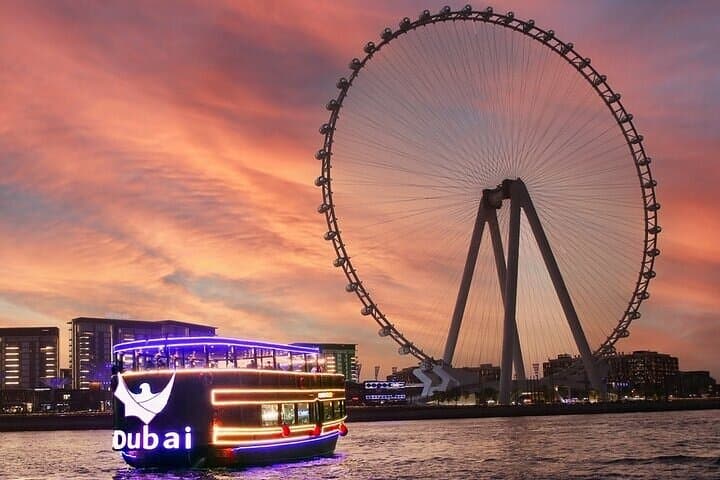 2 Hours Dhow Dinner Cruise with Helicopter Ride in Dubai
