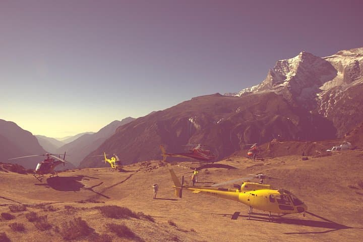Everest Helicopter Tour 2026/27: Price, Landing & Guide