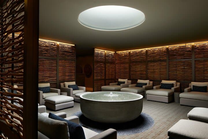 Luxury Spa Retreat with Private Helicopter from NYC