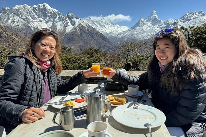 Everest Base Camp Landing by Helicopter at kalapathar View Point
