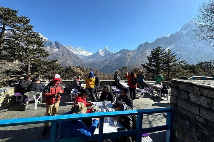 Everest Base Camp Landing by Helicopter at kalapathar View Point