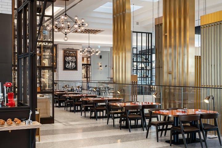 Dubai Helicopter Tour & Buffet Dinner @ Gastronomy Royal Atlantis