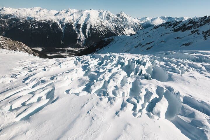 Whistler Helicopter Tour: Glaciers and Black Tusk