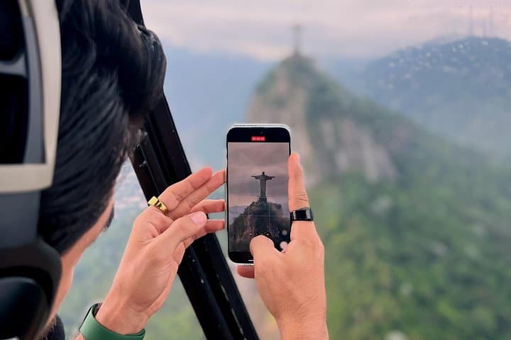 Rio : Helicopter tour at Christ the Redeemer - 30 minutes