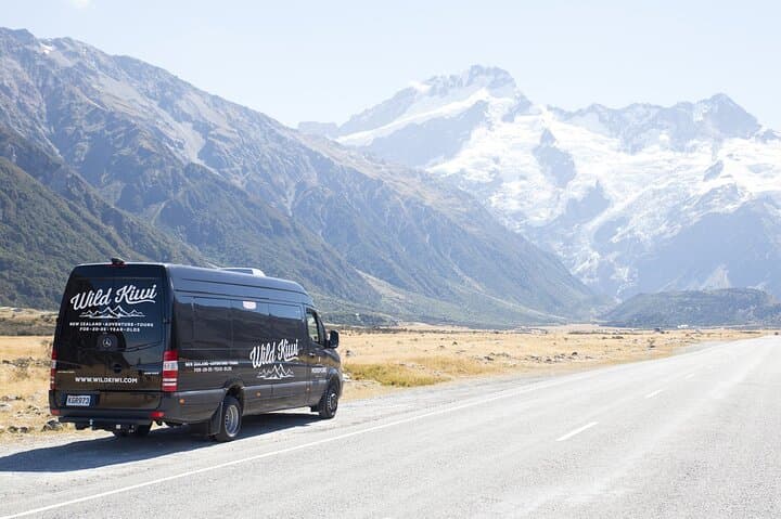 Milford Sound Tour Cruise and Helicopter