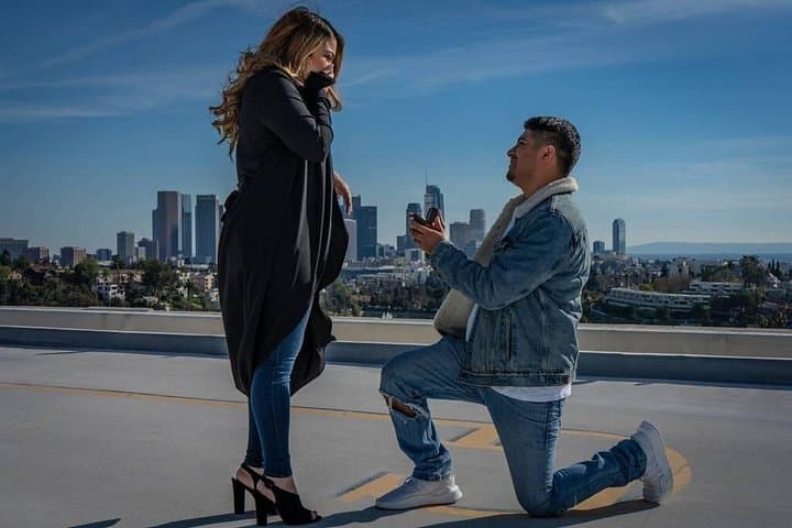 Romantic Los Angeles Downtown Landing Helicopter Tour
