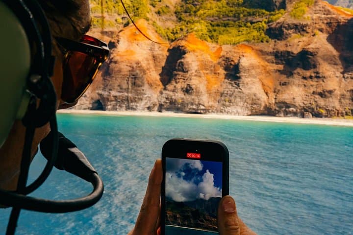 60-Minute Doors-Off MD500 KAUAI HELICOPTER ADVENTURE