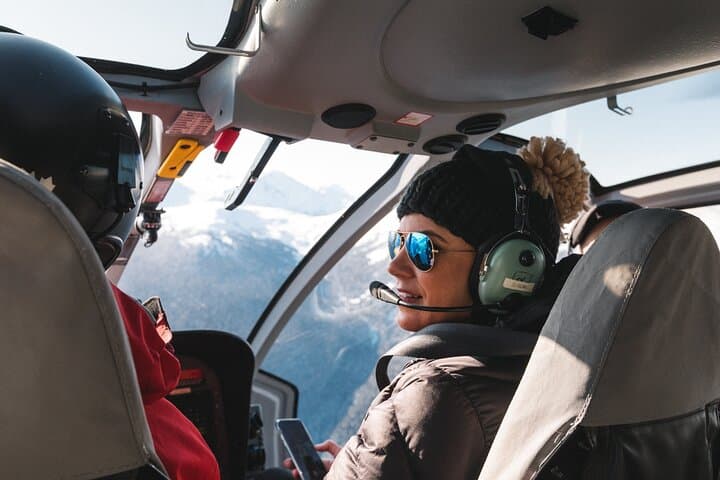 Whistler Helicopter Tour: Glaciers and Black Tusk