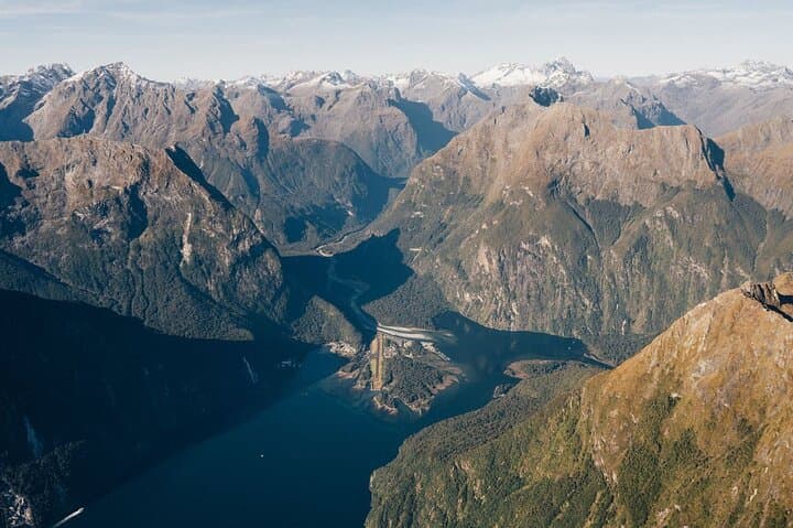 Milford Sound Discoverer 2 Hour Scenic Helicopter Experience