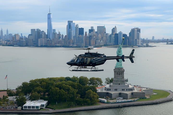 NY Helicopter Tour: Ultimate NYC Sightseeing