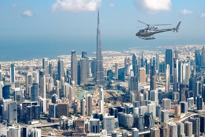 Dubai Iconic Tour by Helicopter