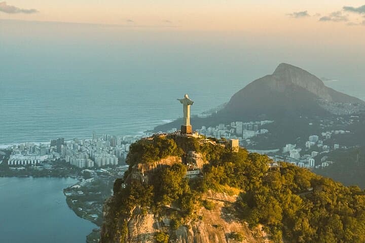 Rio de Janeiro: 35 Minutes Doors Off Helicopter Tour Christ