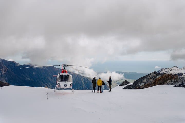 Twin Glacier 35-Minute Helicopter Flight from Fox Glacier