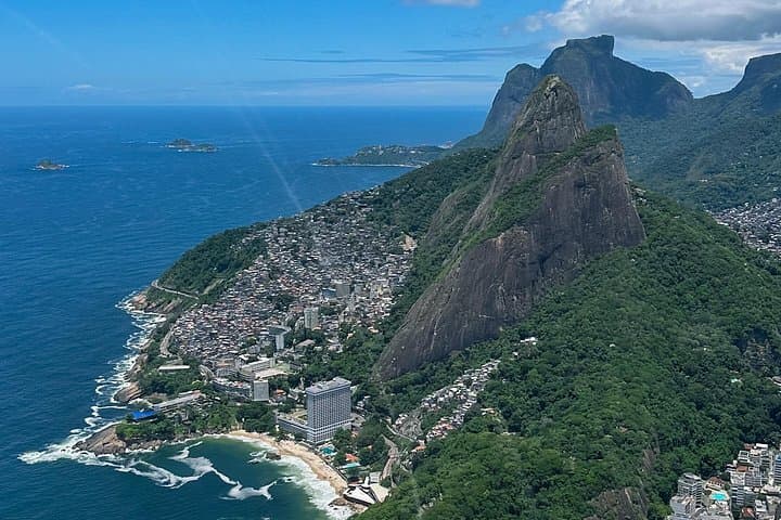 Rio de Janeiro : Helicopter flight Christ the Redeemer
