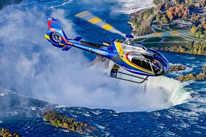 Niagara Falls Canada Tour: Helicopter, Boat Cruise & Journey