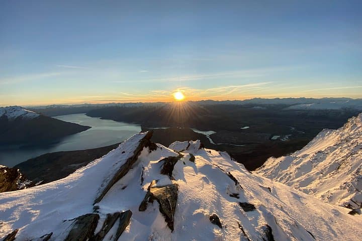 25 Minute Remarkables Helicopter Flight with Sunset Landing