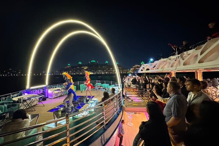 Atlantis Helicopter Tour and Lotus Megayacht Dinner Cruise