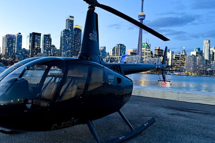 Toronto 30-Minute Private Helicopter Tour
