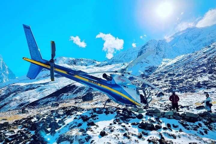 Everest Base Camp helicopter tour with landing