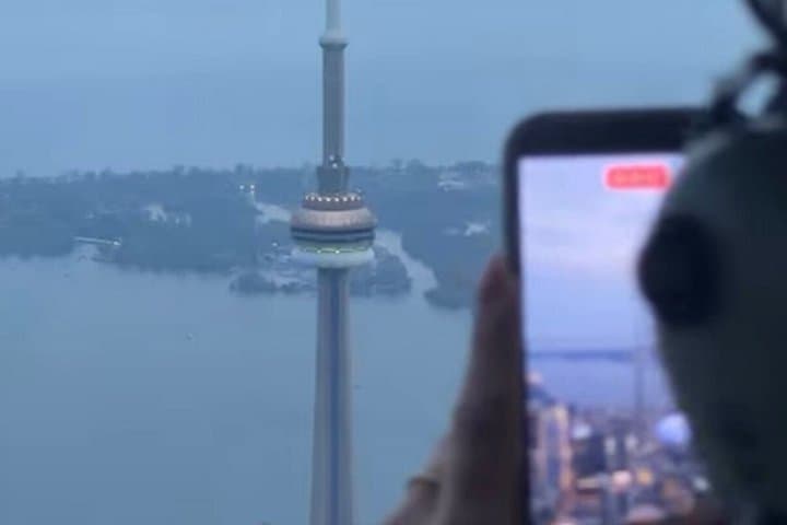 Toronto 30-Minute Private Helicopter Tour