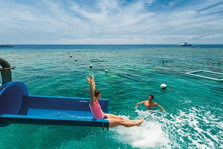 Great Barrier Reef Pontoon and Helicopter