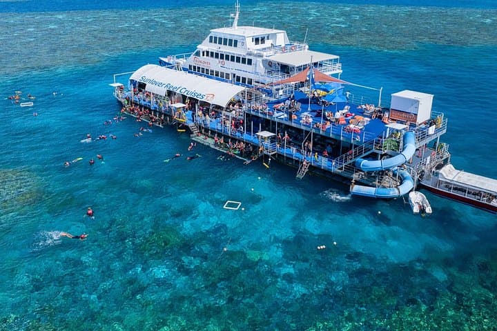 Great Barrier Reef Pontoon and Helicopter