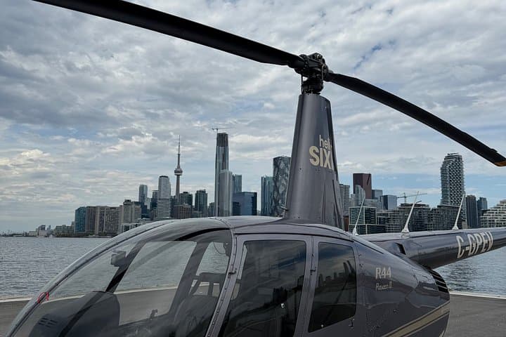 Toronto Helicopter Tour